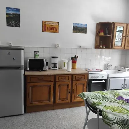 Apartment Iris, Saint Antoine, Orcival, Entre Sancy Et Volcans D'auvergne